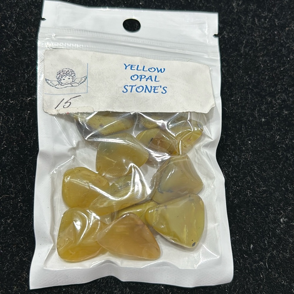 Yellow opal stone